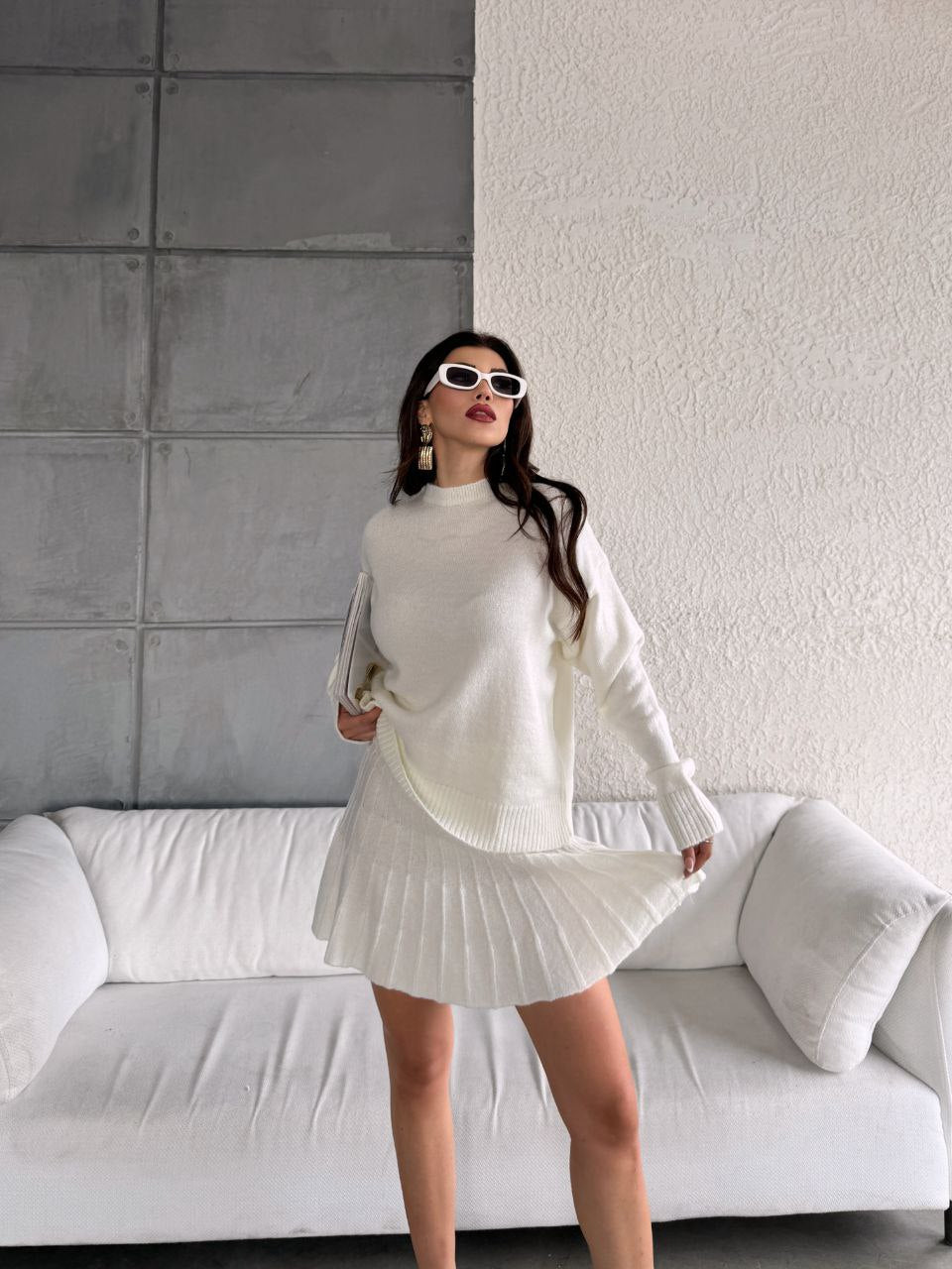 Compleu tricotat bluza si fusta alb