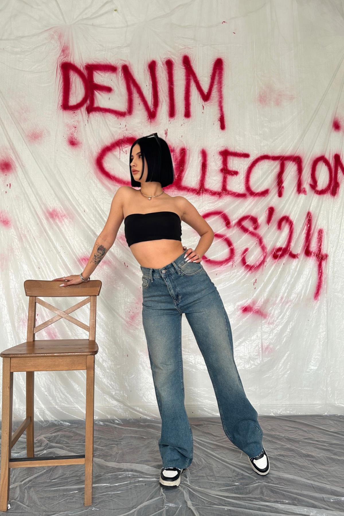 Blug larg cu talie înaltă