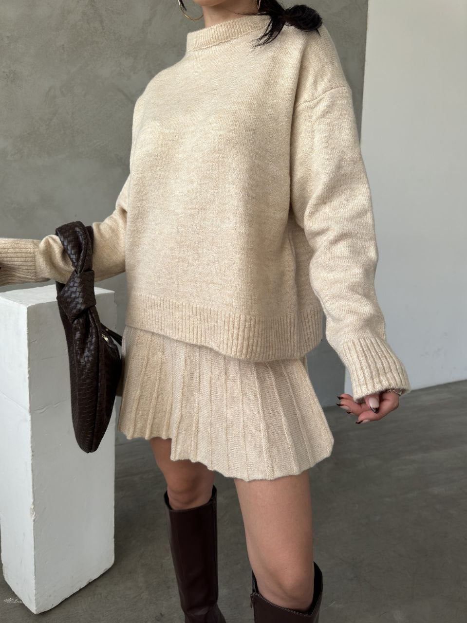 Compleu tricotat bluza si fusta crem